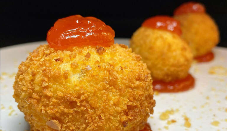 Crocchette di baccalà con salsa d’arancia